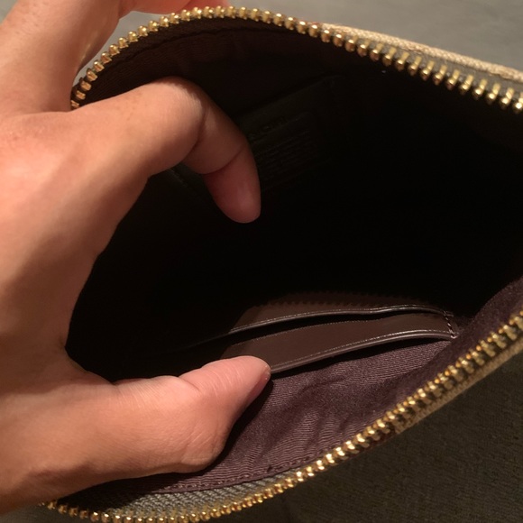 Wristlet - Picture 5 of 8